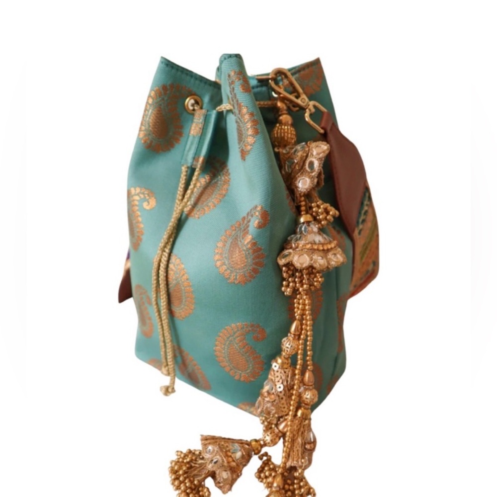 HoliChic by Megha India bucket bag